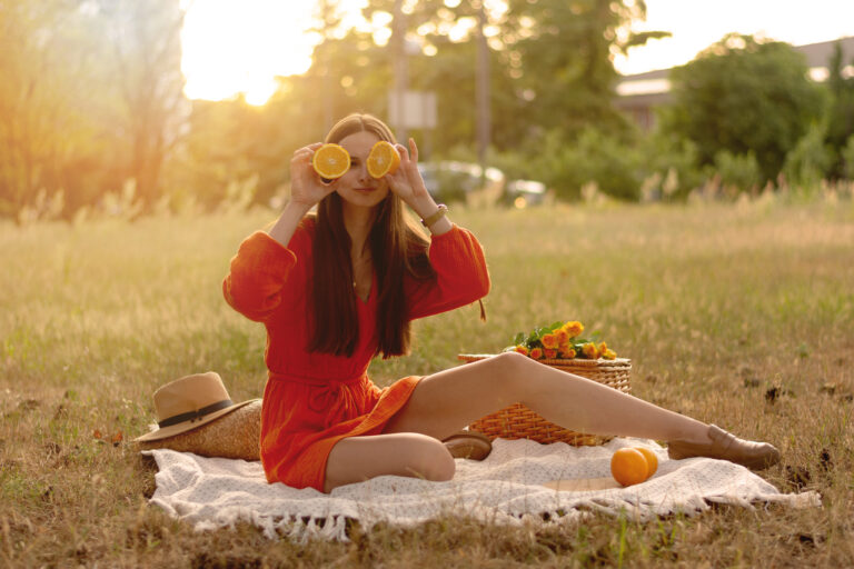 Piknikowa sesja narzeczeńska – miłość w otoczeniu natury
