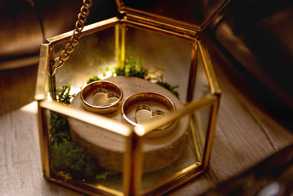 reportaż ślubny, Łódź, fotografia, fotograf ślubny w Łodzi, wesele, ślub, para młoda, trendy ślubne