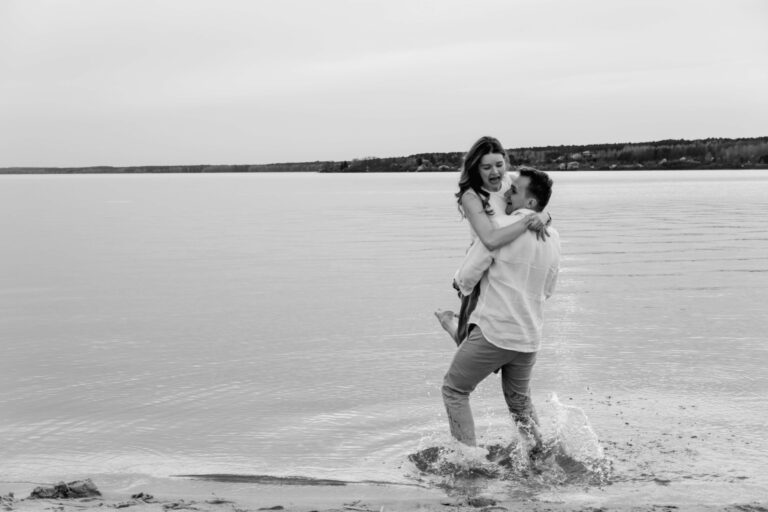 sesja narzeczeńska, Łódź, fotografia, sesja, fotograf ślubny w Łodzi, wesele, ślub, para młoda, fotograf Łódź, Fokus na chwile, Zalew Sulejowski