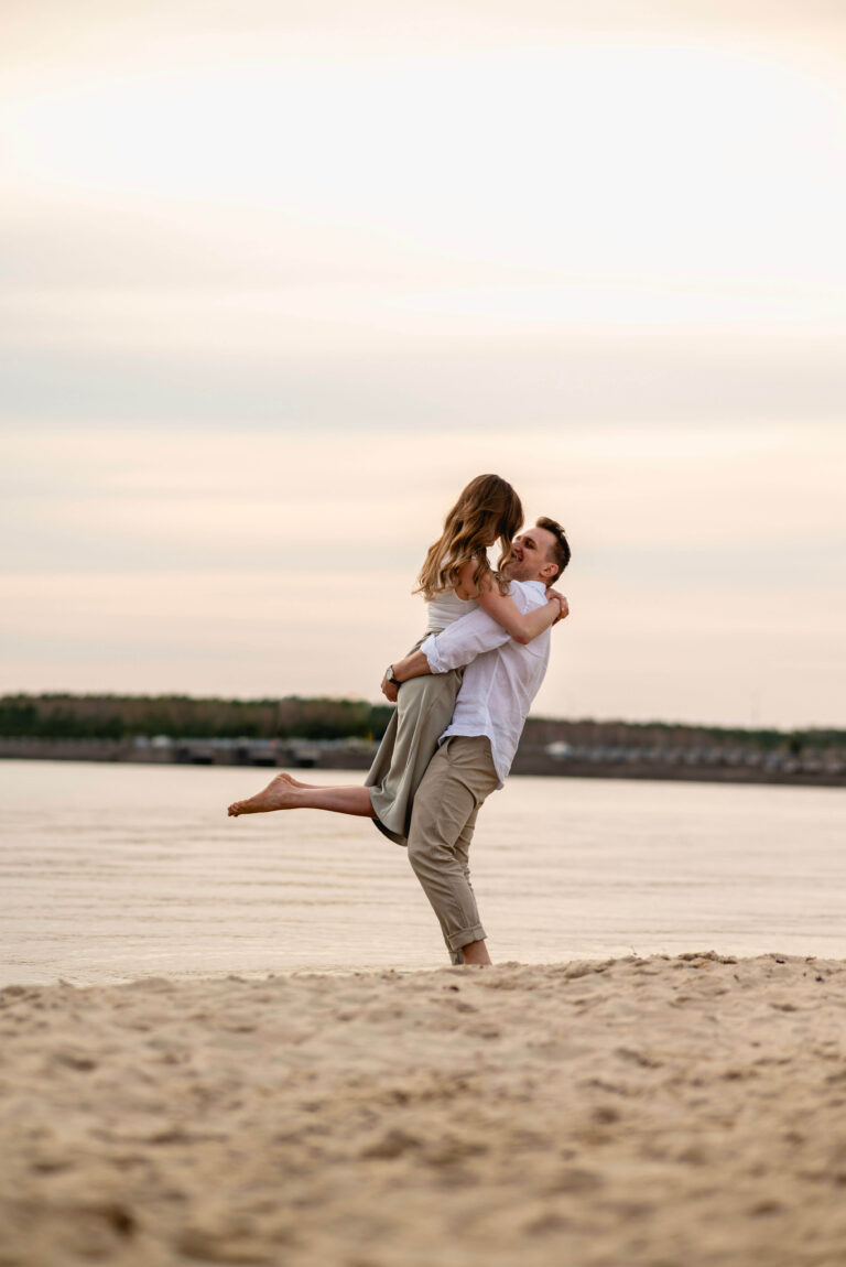 sesja narzeczeńska, Łódź, fotografia, sesja, fotograf ślubny w Łodzi, wesele, ślub, para młoda, fotograf Łódź, Fokus na chwile, Zalew Sulejowski
